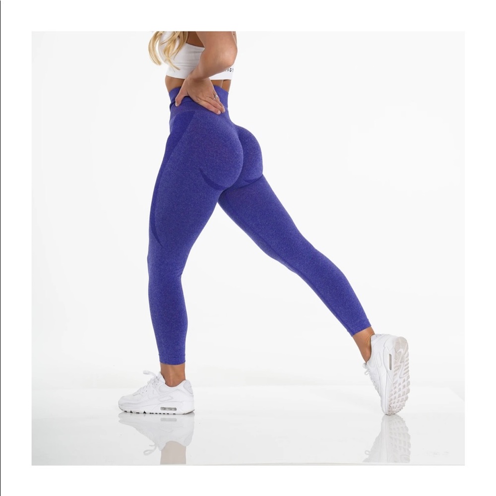 Electric Blue NVGTN seamless contour leggings, NWT